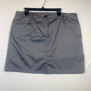 NVO By Lanctot Black/Gray Tone Floral Design Skort Size 18